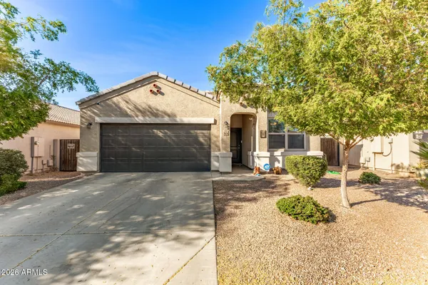 $379,999 | 2424 West Tamarisk Street, Phoenix, AZ 85041
