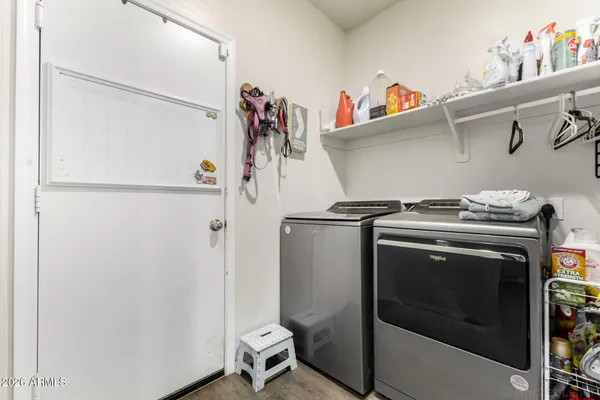 $379,999 | 2424 West Tamarisk Street, Phoenix, AZ 85041