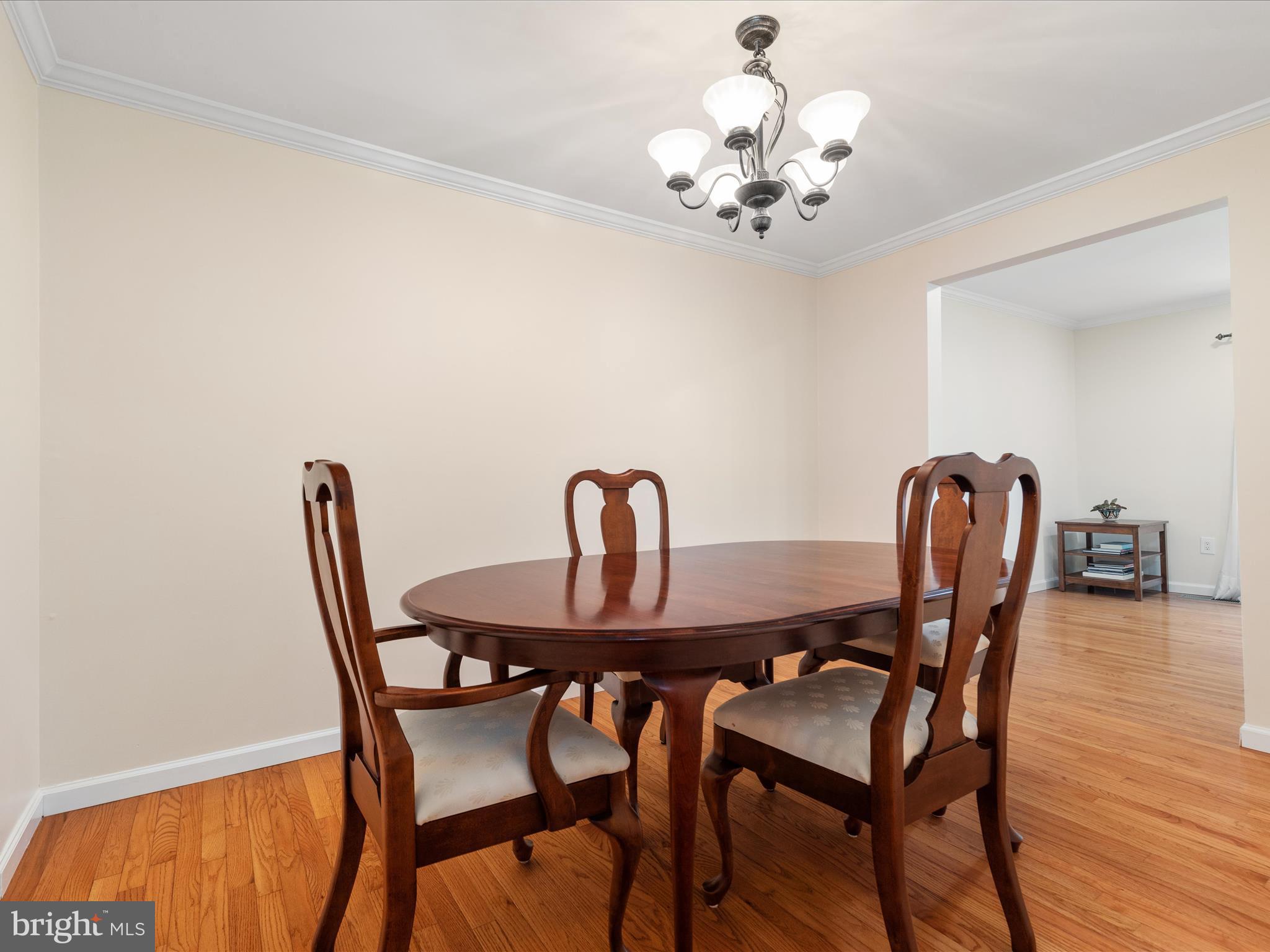 2304 Horseferry Court Reston, VA 20191 - Photo 13 of 66 Dining Room | Main Level