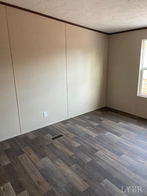 470 Central Church Road Appomattox, VA 24522 - Photo 11 of 12 a view of an empty room with a window