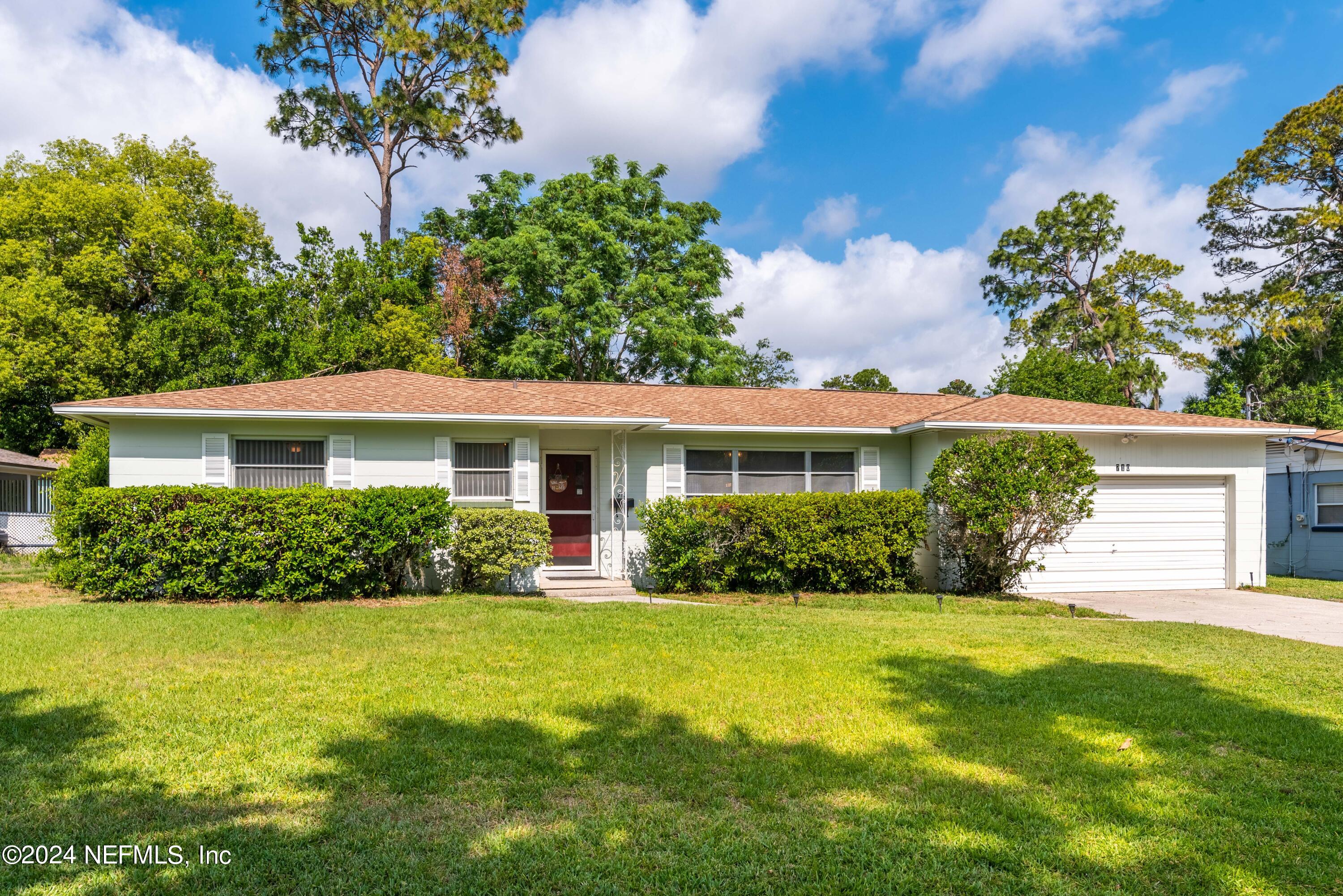 710 Barbados Road Jacksonville, FL 32216 - Photo 1 of 30 Front
