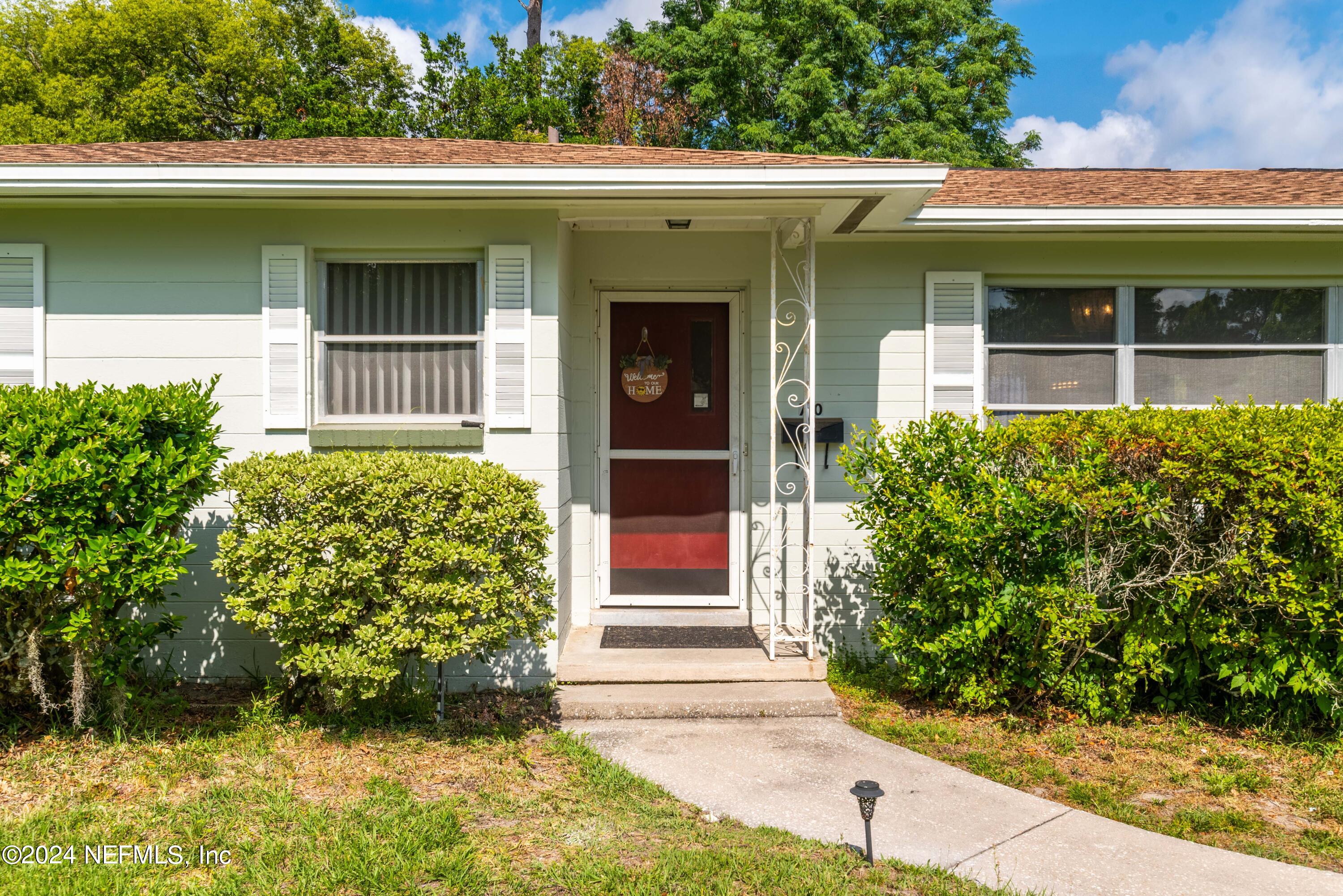 710 Barbados Road Jacksonville, FL 32216 - Photo 3 of 30 710 Barbados Rd-4