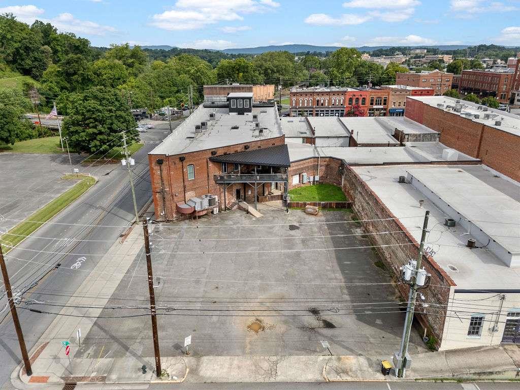 100 Broad Street Rome, GA 30161 - Photo 10 of 93