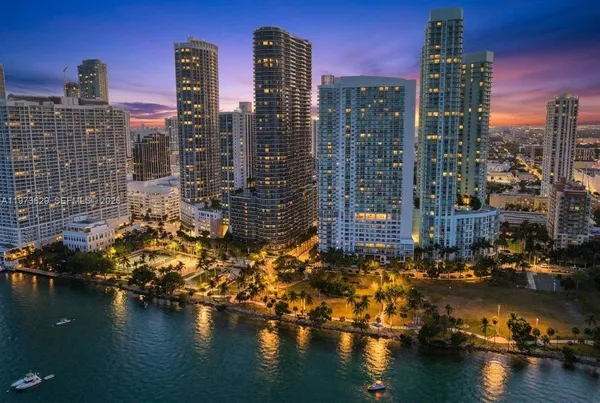 $3,200 | 1750 North Bayshore Drive, Unit 2510, Miami, FL 33132