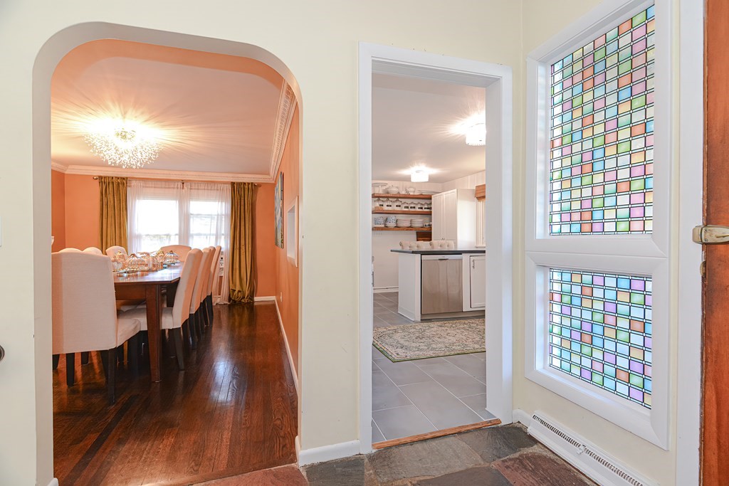 35 Lillian Road Malden, MA 02148 - Photo 11 of 36 Gallery Image 11