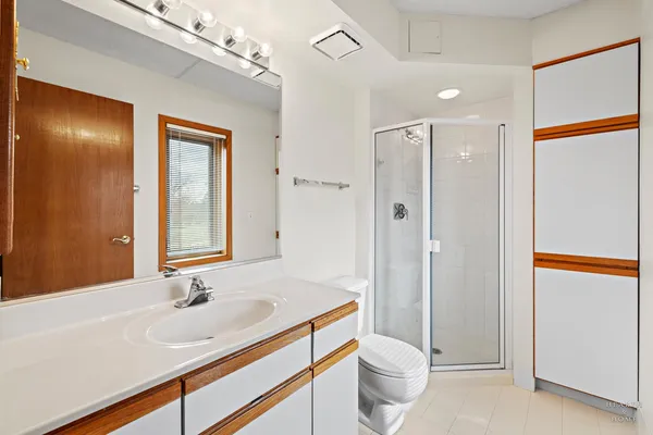 $279,000 | 6755 North Milwaukee Avenue, Unit 303, Niles, IL 60714