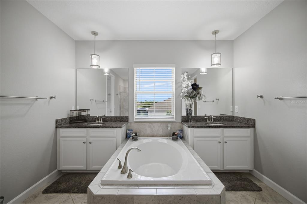 11419 Sunburst Marble Road Riverview, FL 33579 - Photo 19 of 46