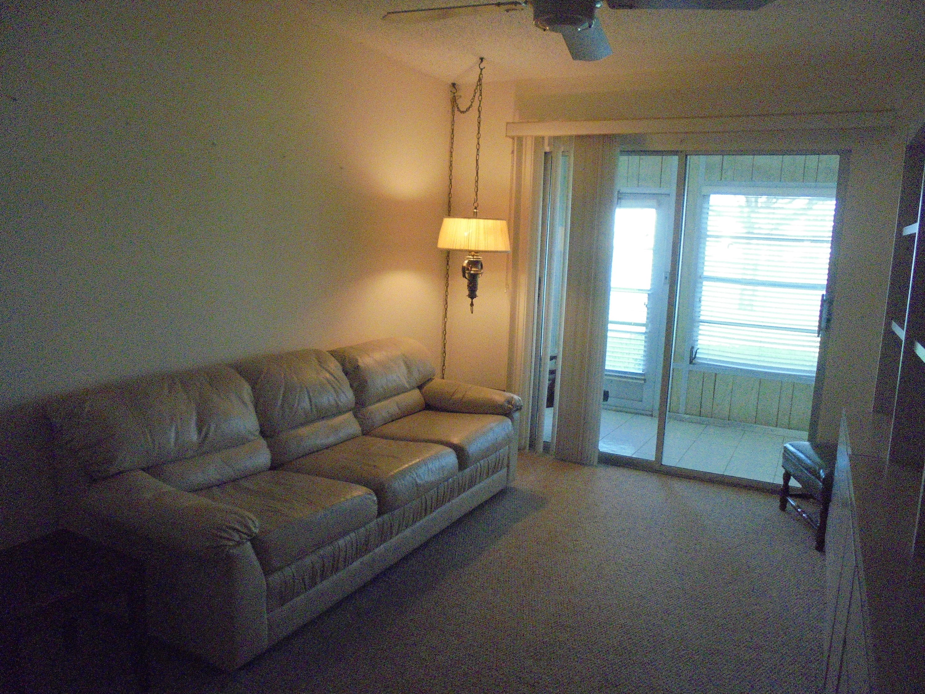 1097 Cornwall East Boca Raton, FL 33434 - Photo 13 of 19 1097 Cornwall E 010