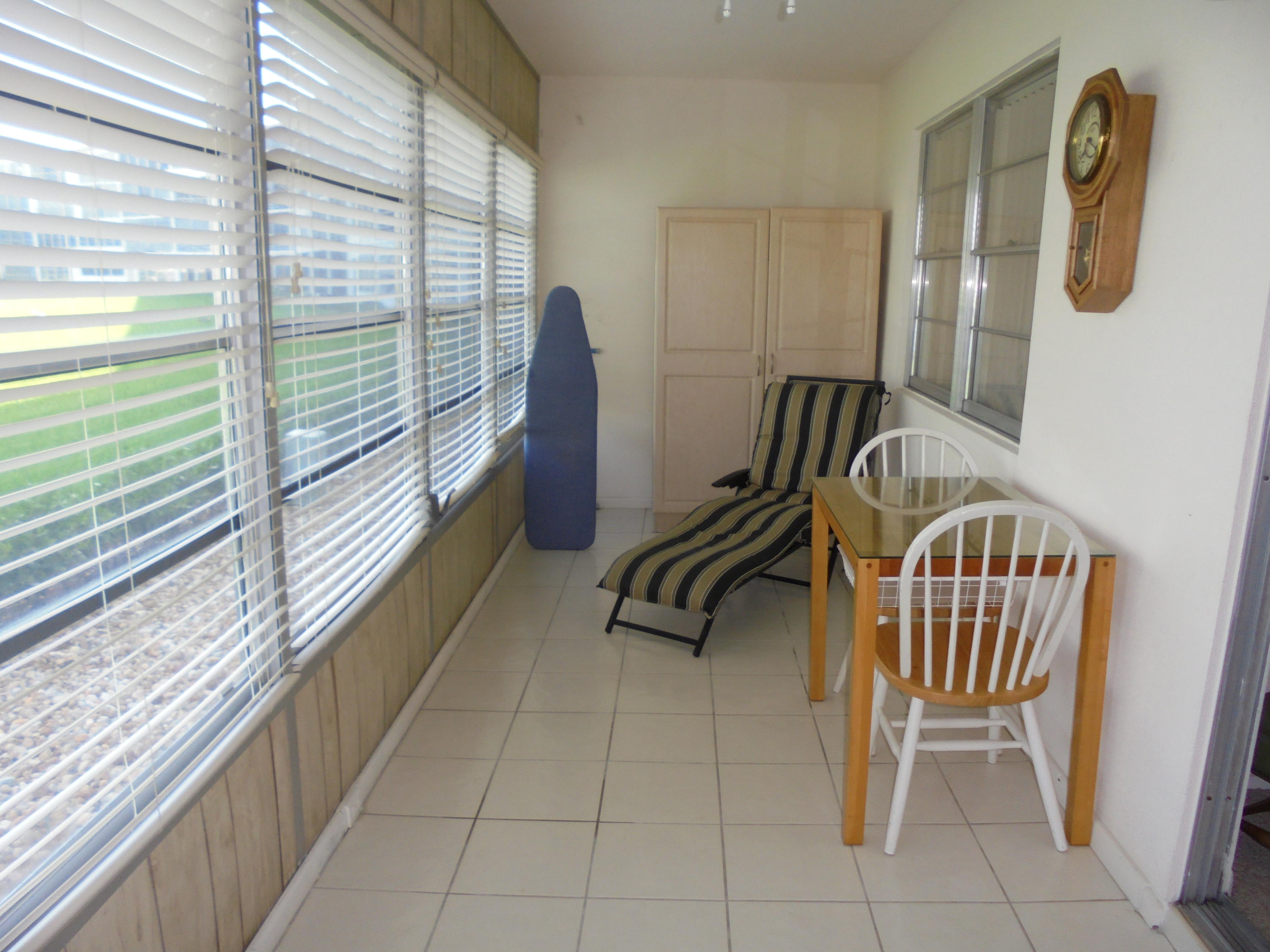1097 Cornwall East Boca Raton, FL 33434 - Photo 16 of 19 1097 Cornwall E 013