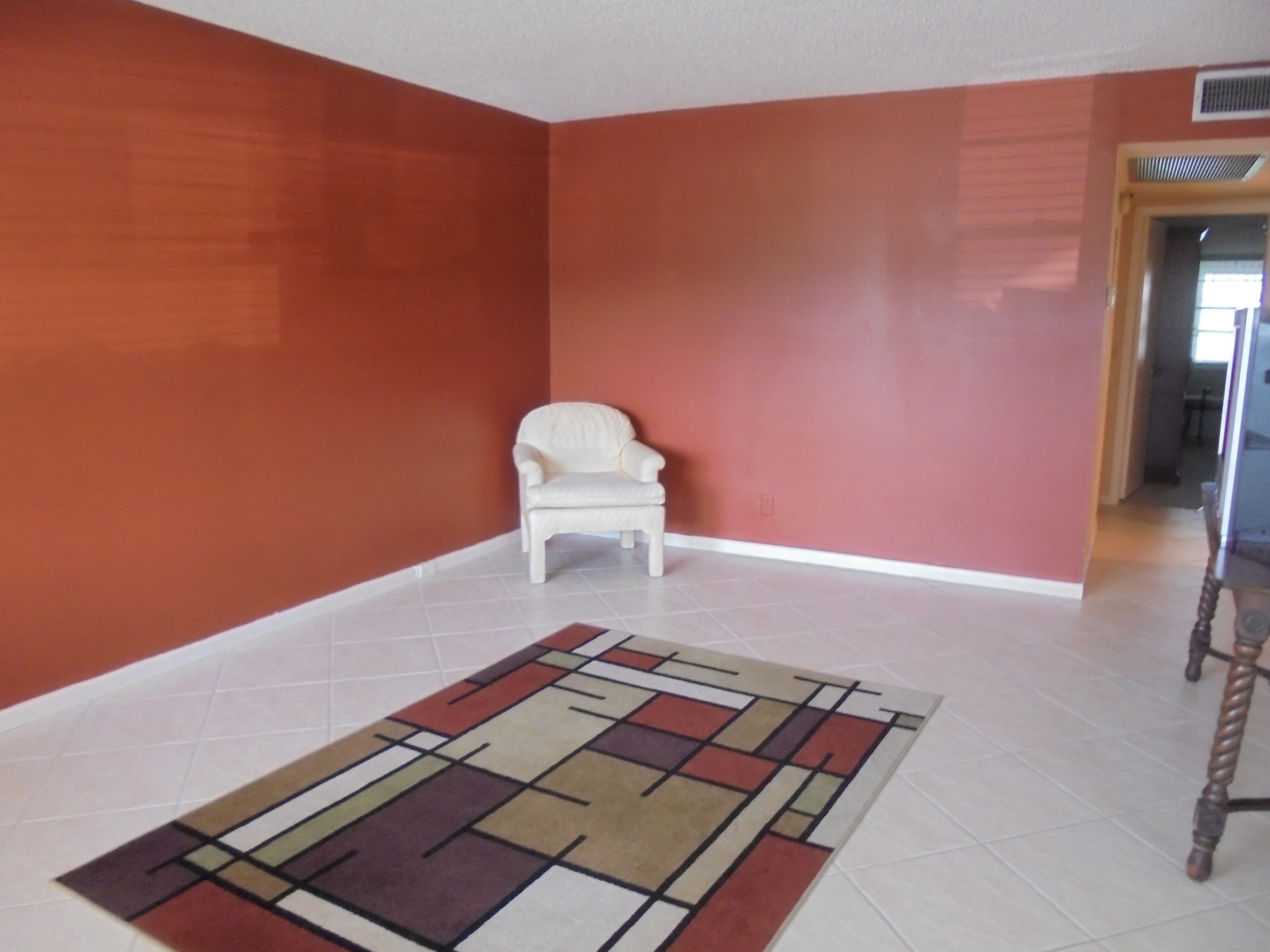 1097 Cornwall East Boca Raton, FL 33434 - Photo 2 of 19 1097 Cornwall E 002