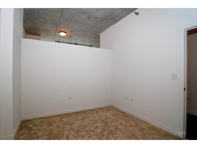 235 West Van Buren Street, Unit 3520 Chicago, IL 60607 - Photo 10 of 17 a view of an empty room