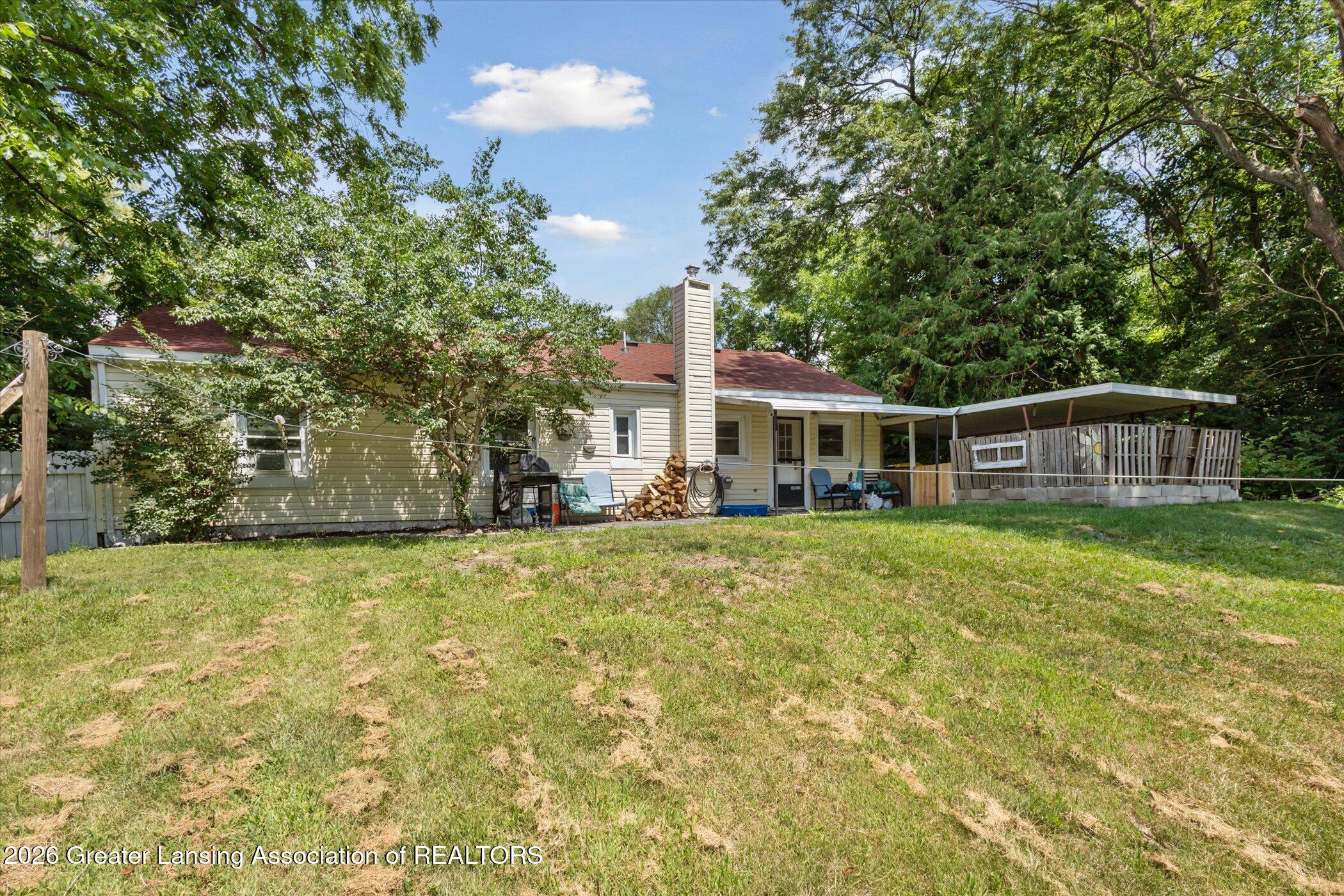 1815 Hamilton Road Okemos, MI 48864 - Photo 2 of 31 02-1815-Hamilton-Rd-Okemos-MI-48864-Wind