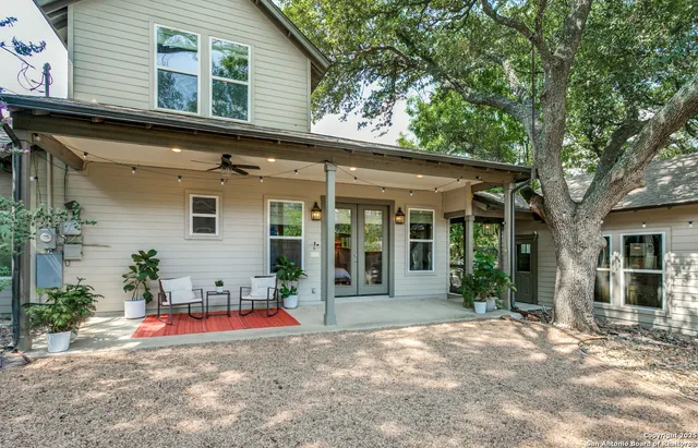 $5,500 | 242 East Elmview Place, Alamo Heights, TX 78209