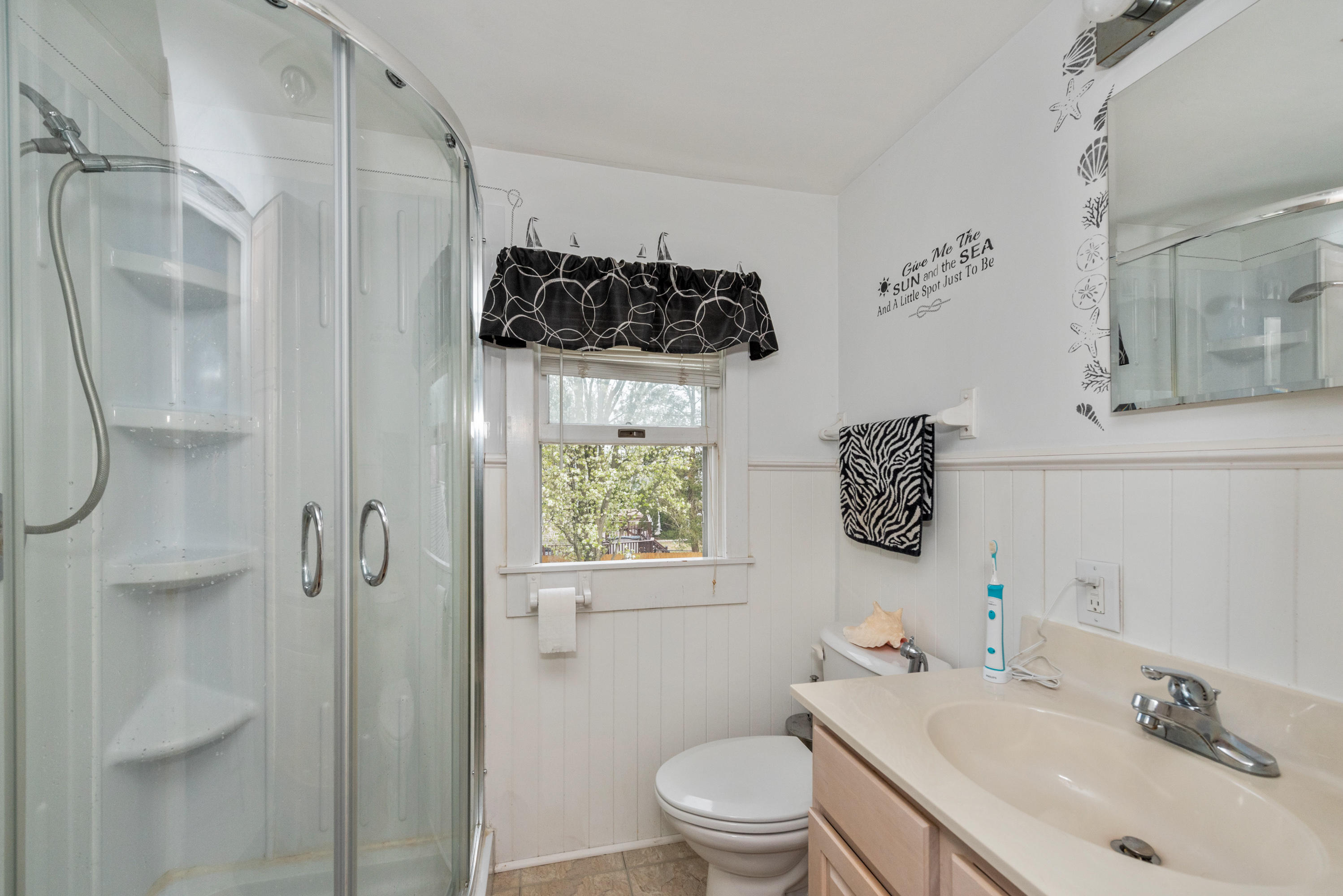 1513 Treeneedle Road Point Pleasant, NJ 08742 - Photo 32 of 41 Upstairs Full Bath