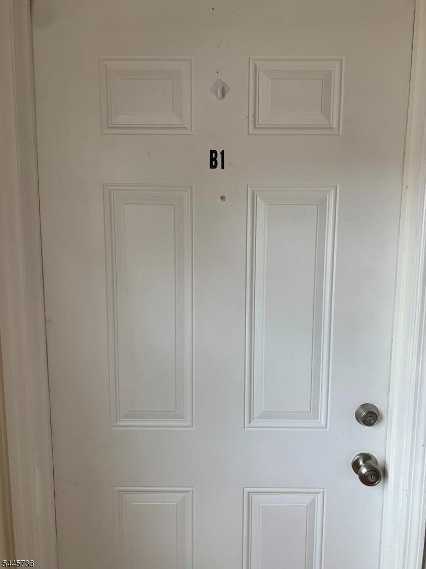 510 Edgar Road, Unit B1 Elizabeth, NJ 07202 - Photo 2 of 20