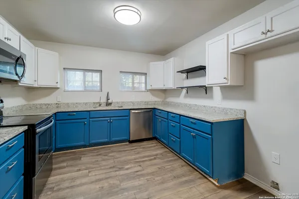 $1,550 | 1230 Chalmers Avenue, San Antonio, TX 78211