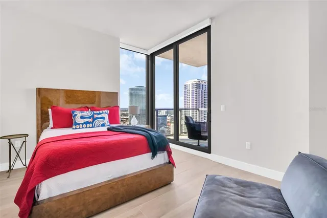 $2,100,000 | 301 1st Street South, Unit 3104, St. Petersburg, FL 33701