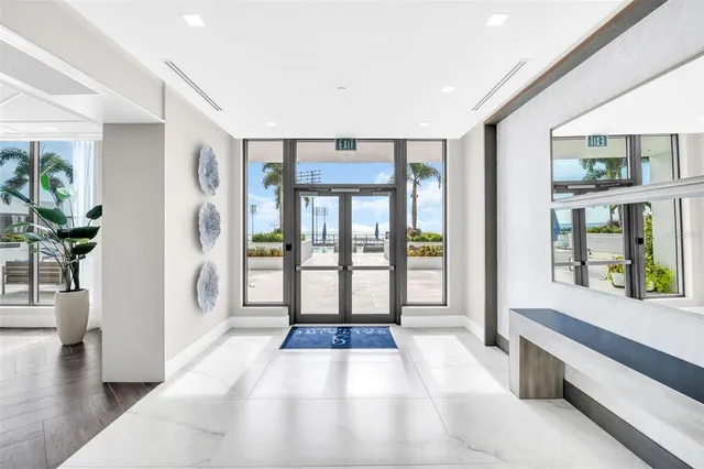 $2,100,000 | 301 1st Street South, Unit 3104, St. Petersburg, FL 33701