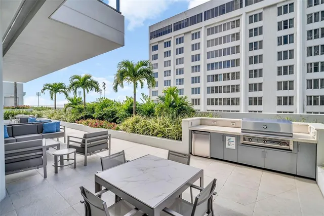 $2,100,000 | 301 1st Street South, Unit 3104, St. Petersburg, FL 33701