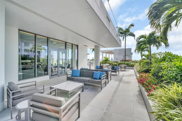 $2,100,000 | 301 1st Street South, Unit 3104, St. Petersburg, FL 33701