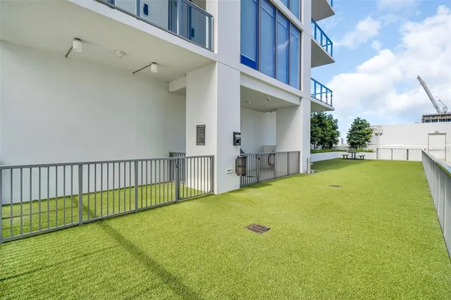 $2,100,000 | 301 1st Street South, Unit 3104, St. Petersburg, FL 33701