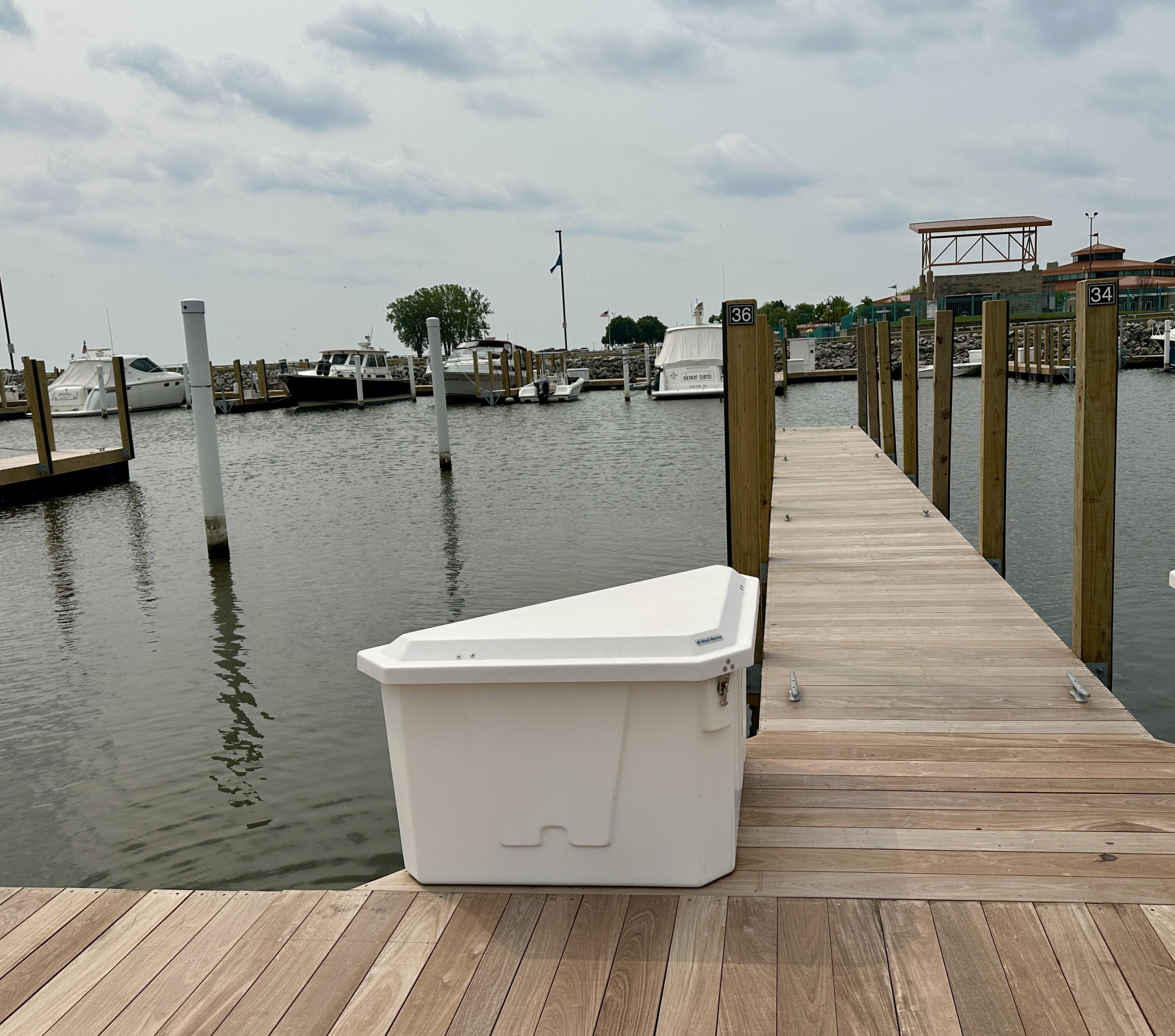 333 Lake Avenue, Unit SLIP 36 Racine, WI 53403 - Photo 3 of 9 Slip 36