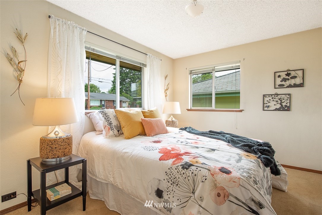 905 North 28th Place Renton, WA 98056 - Photo 15 of 25