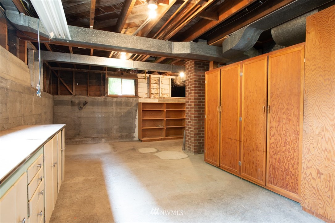 905 North 28th Place Renton, WA 98056 - Photo 22 of 25