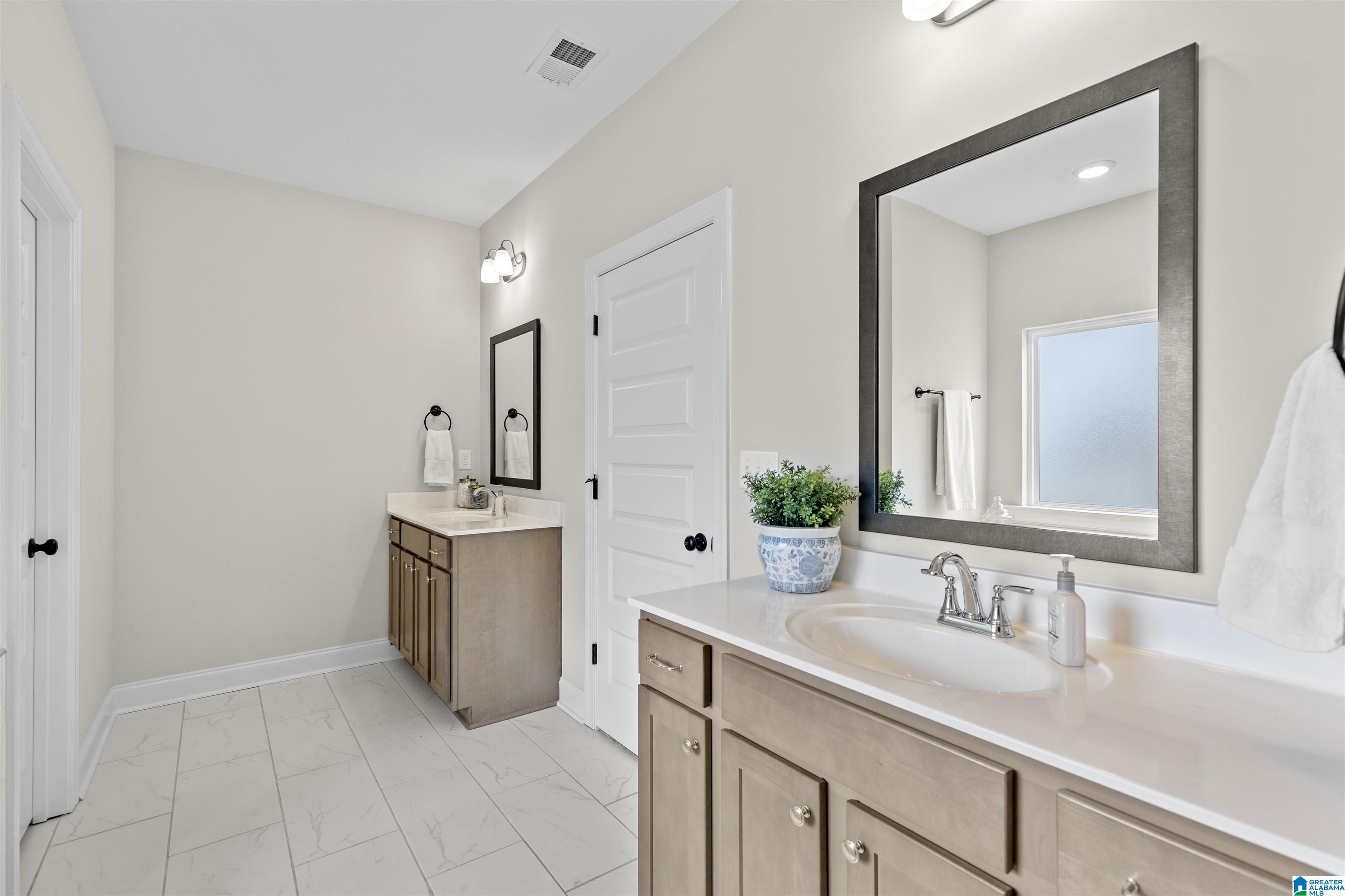1190 Camellia Ridge Drive Pelham, AL 35124 - Photo 23 of 37