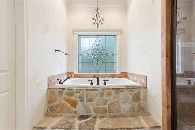 $865,000 | 735 Winding Trail, Crawford, TX 76638