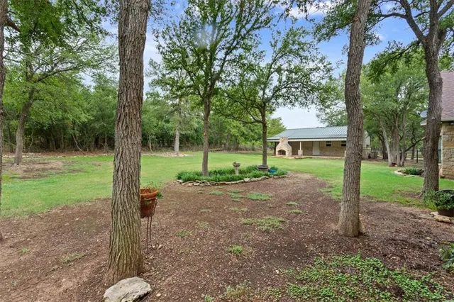 $865,000 | 735 Winding Trail, Crawford, TX 76638