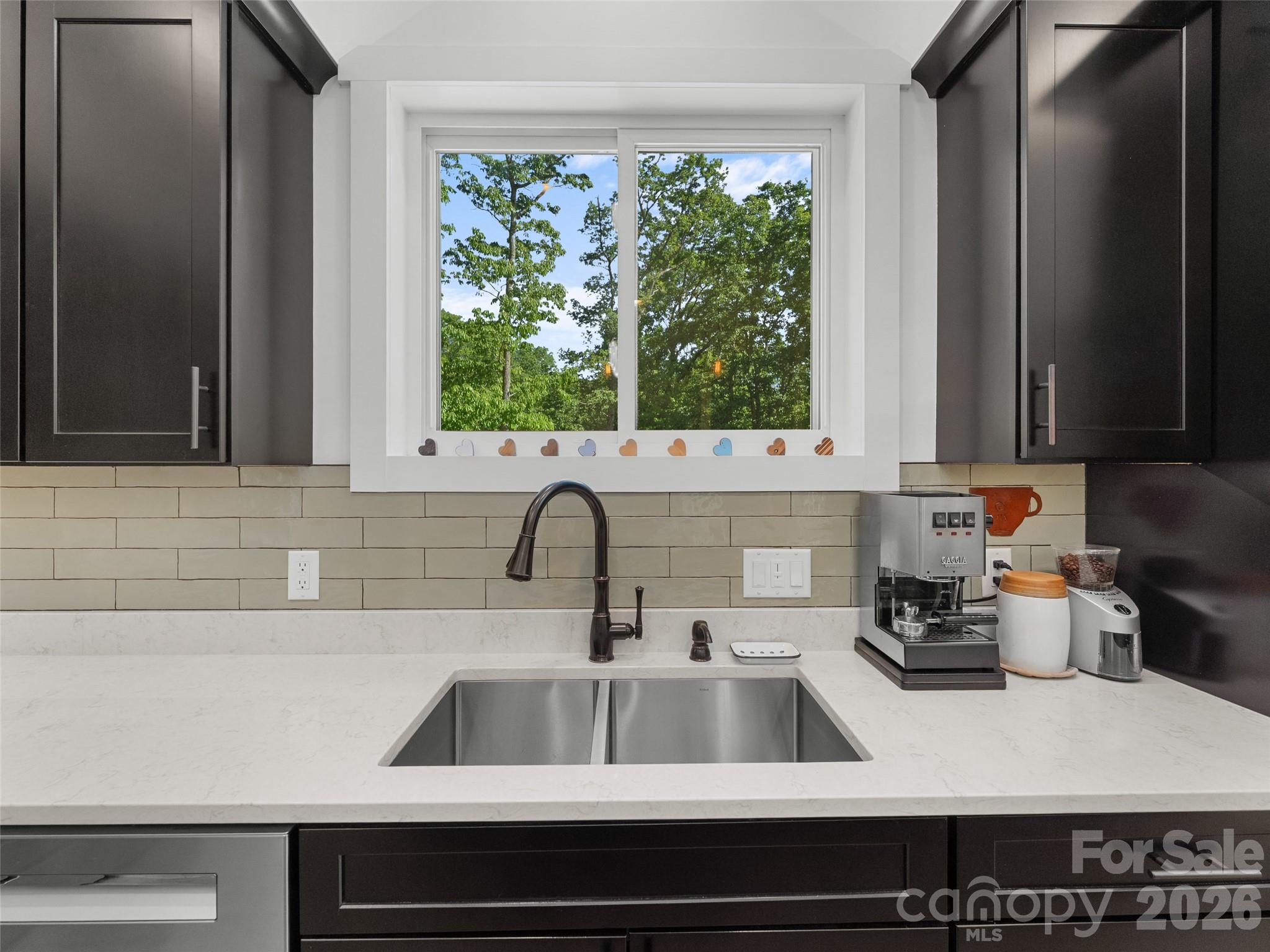852 Marshall Ridge Road Hendersonville, NC 28792 - Photo 8 of 47