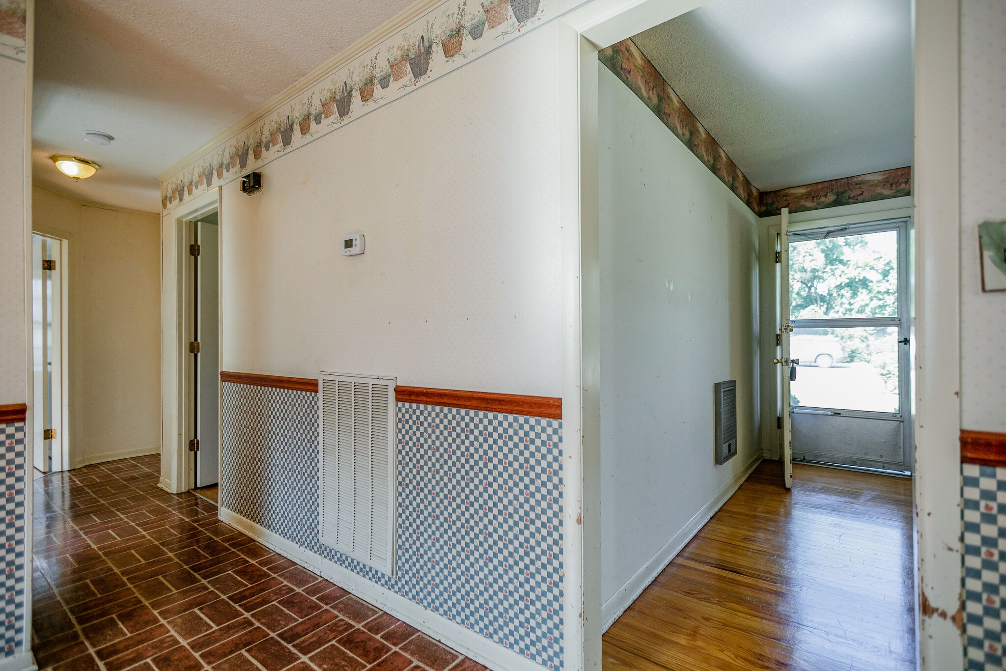 2567 Zion Road Columbia, TN 38401 - Photo 5 of 27 Gallery Image 5