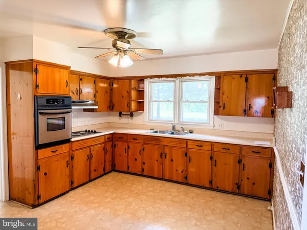 $1,750 | 3396 Kings Highway, King George, VA 22485