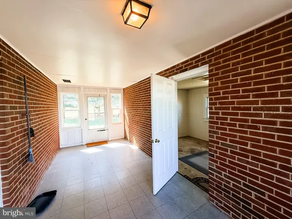 $1,750 | 3396 Kings Highway, King George, VA 22485