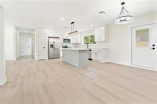 $349,995 | 850 Barreca Street, Norco, LA 70079
