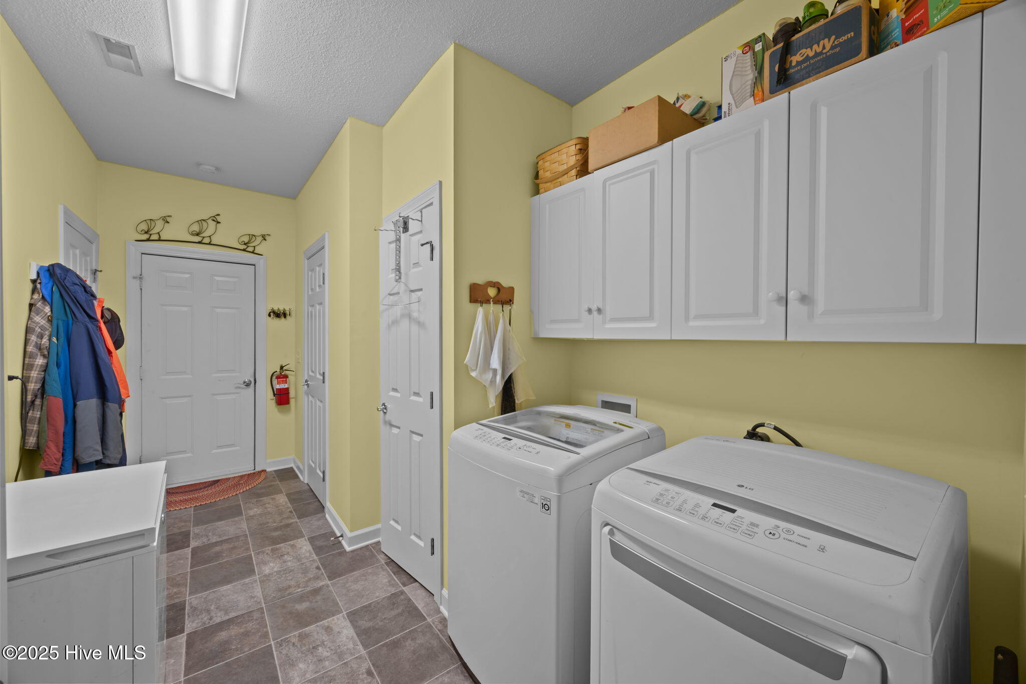 188 Quail Road Merritt, NC 28556 - Photo 37 of 51 Laundry room