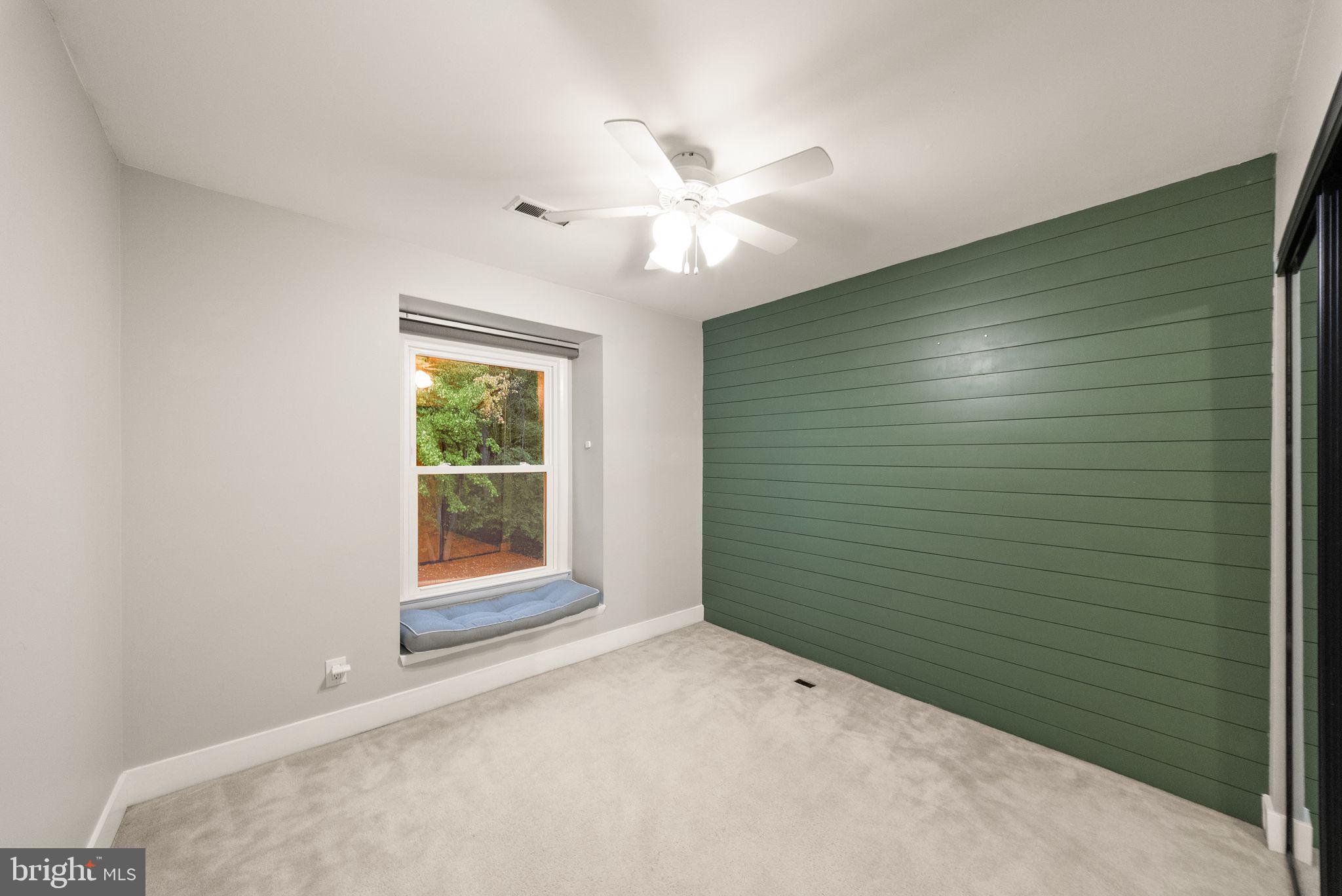1606 Oak Spring Way Reston, VA 20190 - Photo 32 of 75 Gallery Image 32