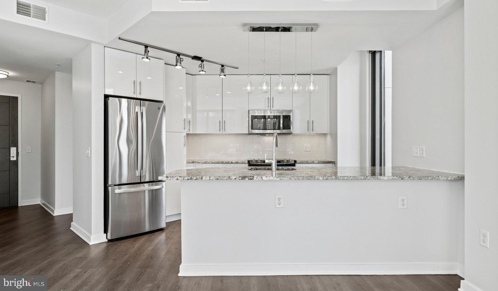 8300 Wisconsin Avenue, Unit 1B1931 Bethesda, MD 20814 - Photo 107 of 150