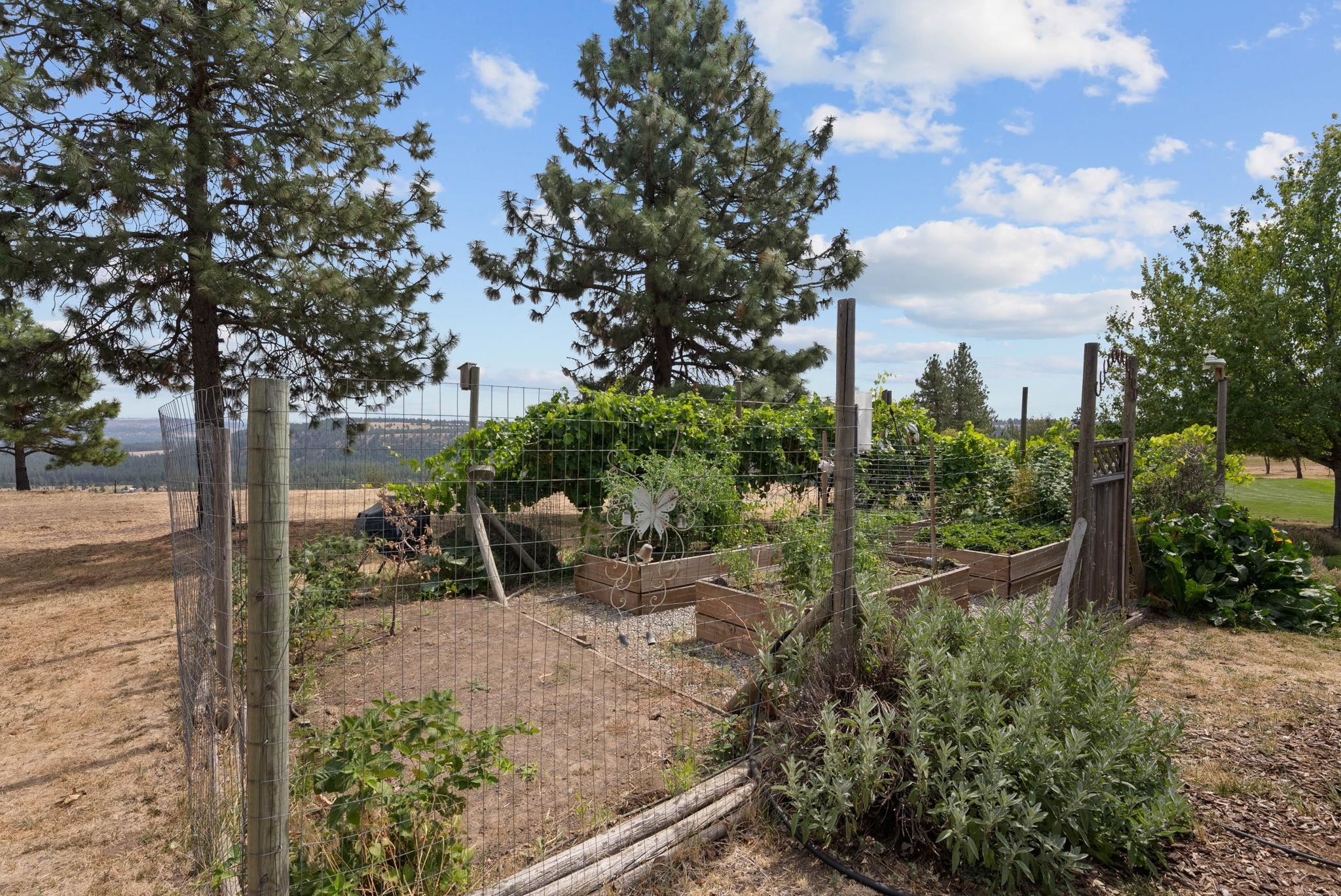 7318 North Prairie Crest Road Spokane, WA 99224 - Photo 36 of 50