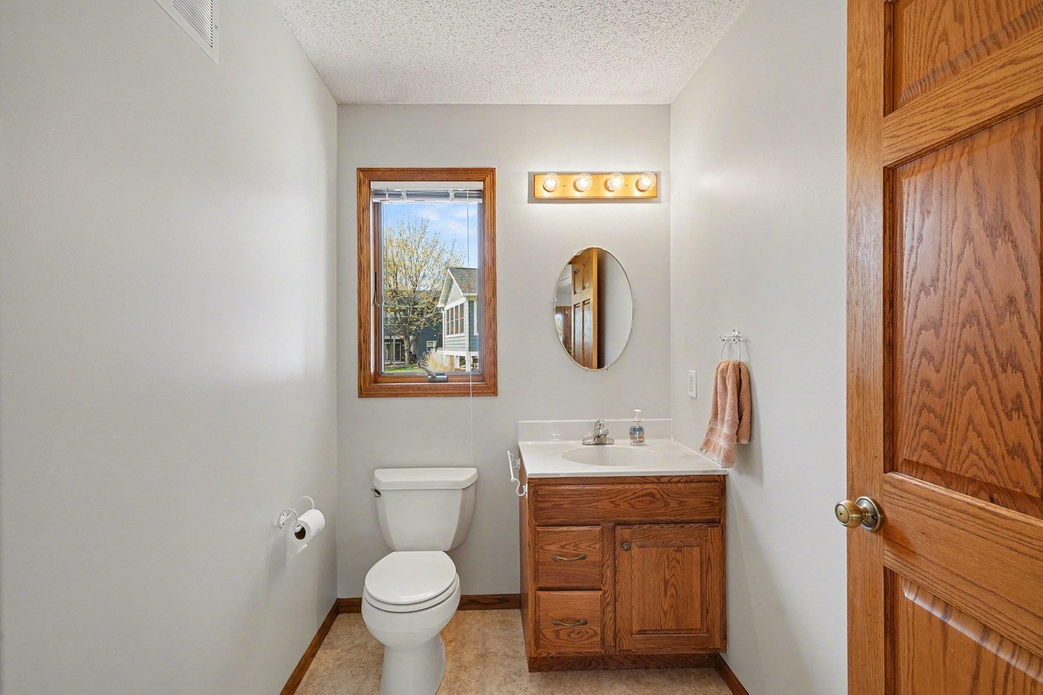9910 Brookview Road Woodbury, MN 55125 - Photo 16 of 45