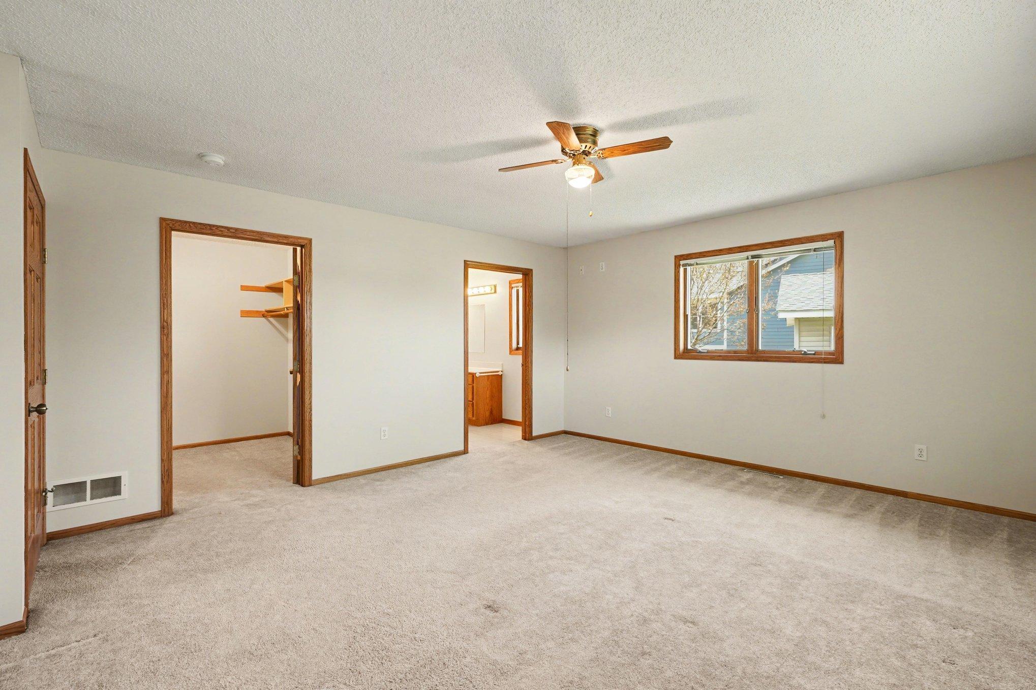 9910 Brookview Road Woodbury, MN 55125 - Photo 18 of 45