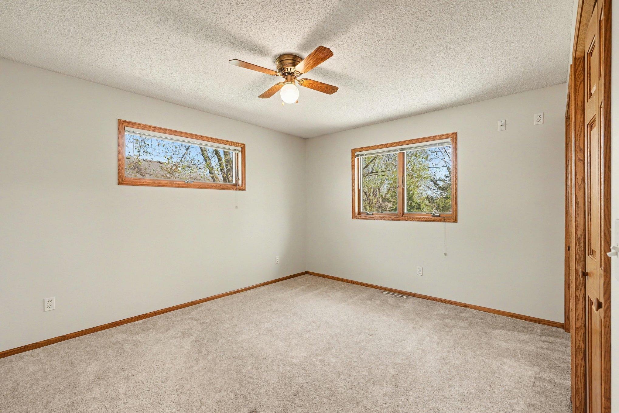 9910 Brookview Road Woodbury, MN 55125 - Photo 20 of 45