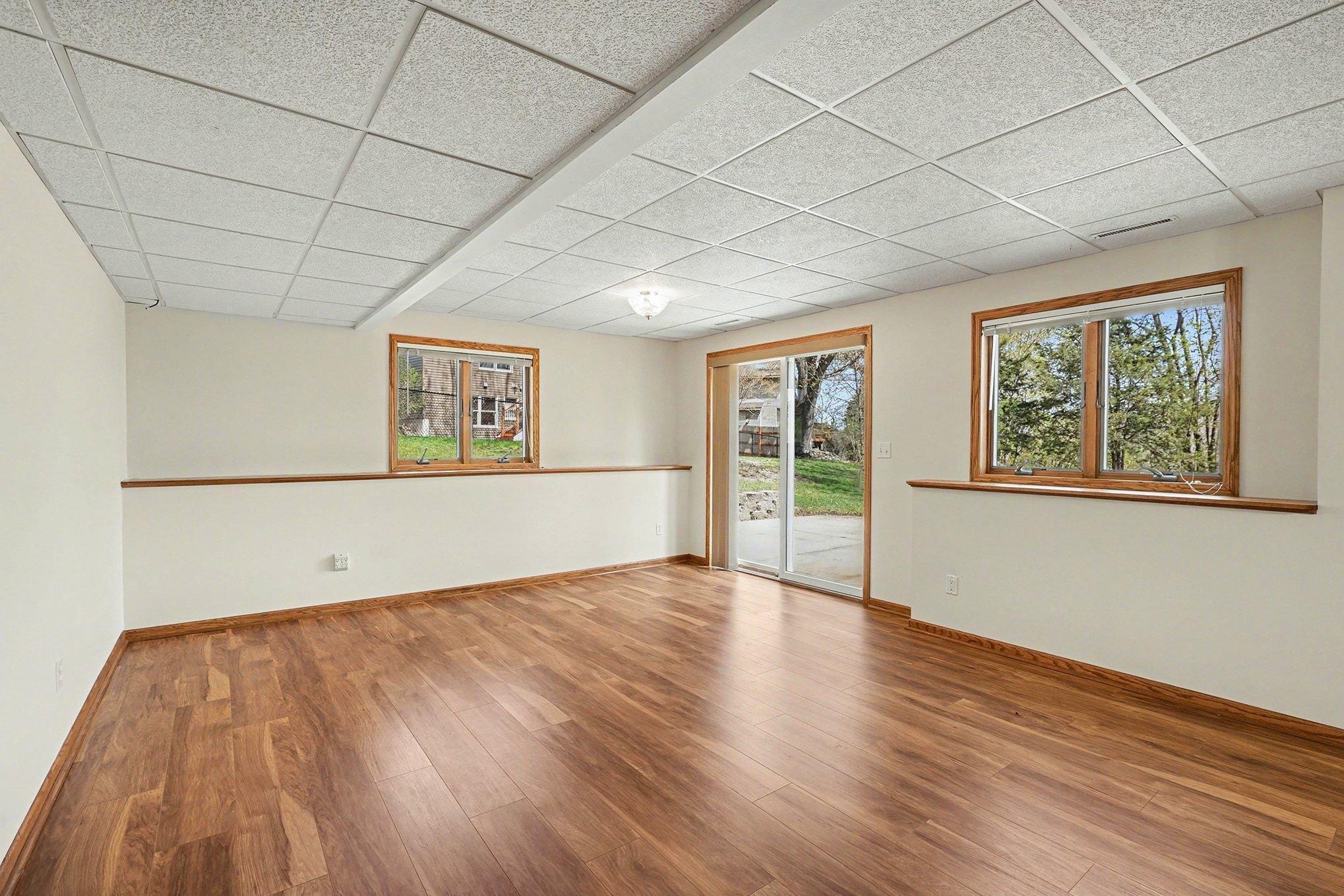 9910 Brookview Road Woodbury, MN 55125 - Photo 23 of 45