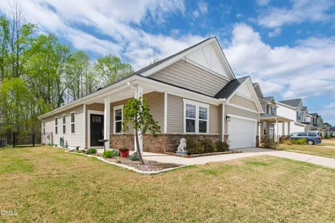 $420,000 | 339 Summer Ranch Drive, Fuquay-Varina, NC 27526