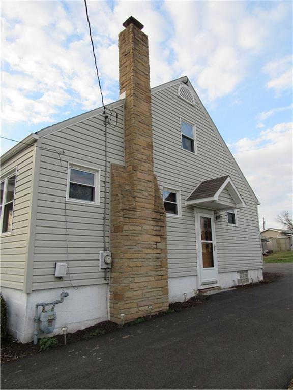 615 Unity Street Latrobe, PA 15650 - Photo 22 of 24 side entrance
