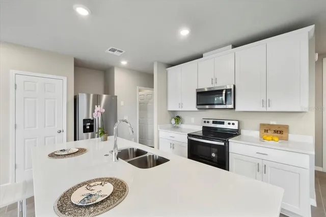 $2,150 | 726 Legacy Drive, Davenport, FL 33896