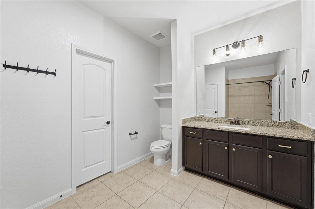7707 Boulder Sunstone Lane Conroe, TX 77304 - Photo 17 of 26