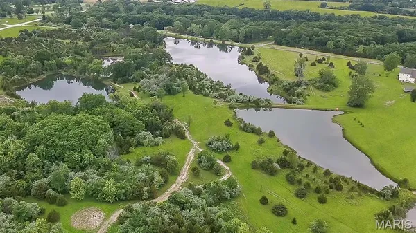 $825,000 | 35 East State Highway 47, Warrenton, MO 63383