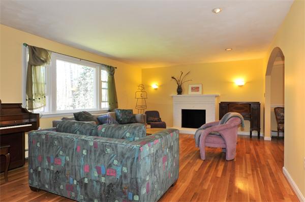 13 Oxbow Road Natick, MA 01760 - Photo 6 of 14